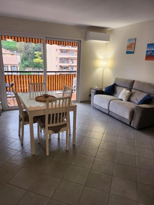 Appartement Ambassadeur Мантон Екстер'єр фото